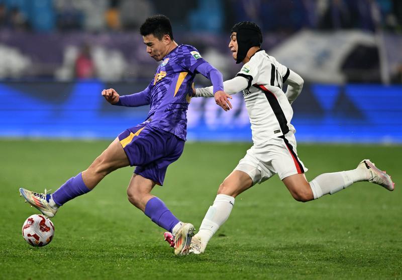 包含VAR判罚再引争议，莫德里奇对阵阿贾克斯裁判判点引发巨大争议的词条