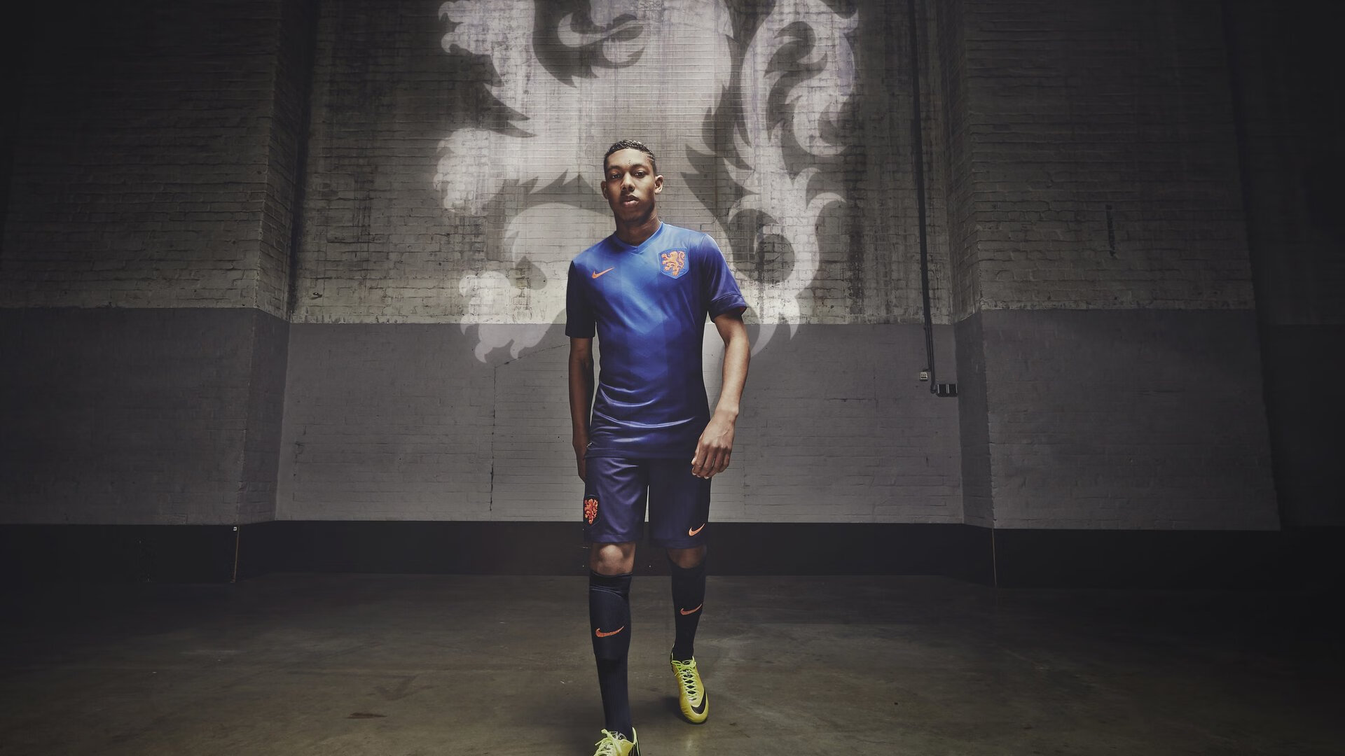 伊布赛点兑现，山东泰山淘汰武汉三镇晋级四强，主帅激动落泪