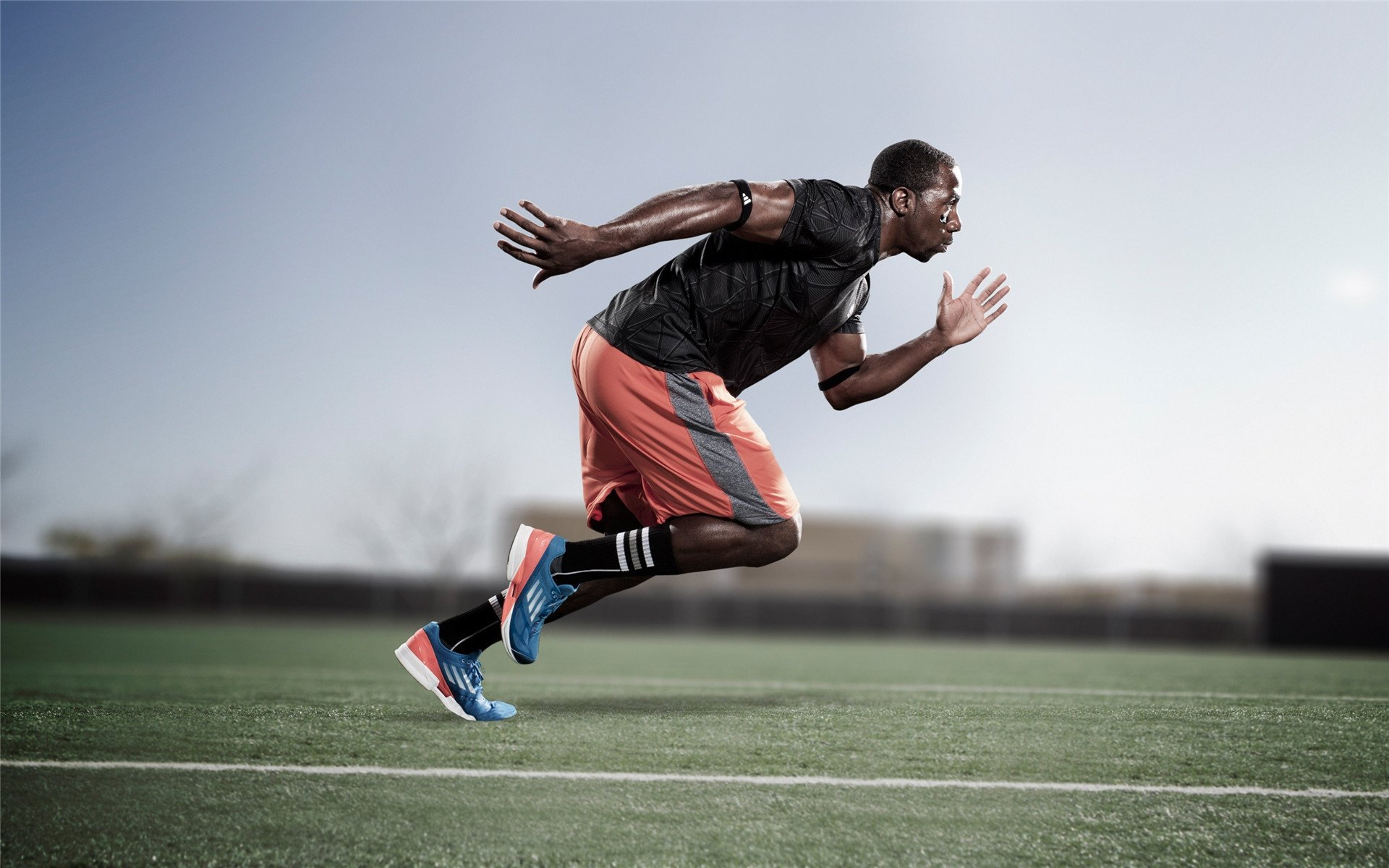 世锦赛抢七大战激情夜！詹姆斯里突外投，马德里竞技小胜皇家马德里